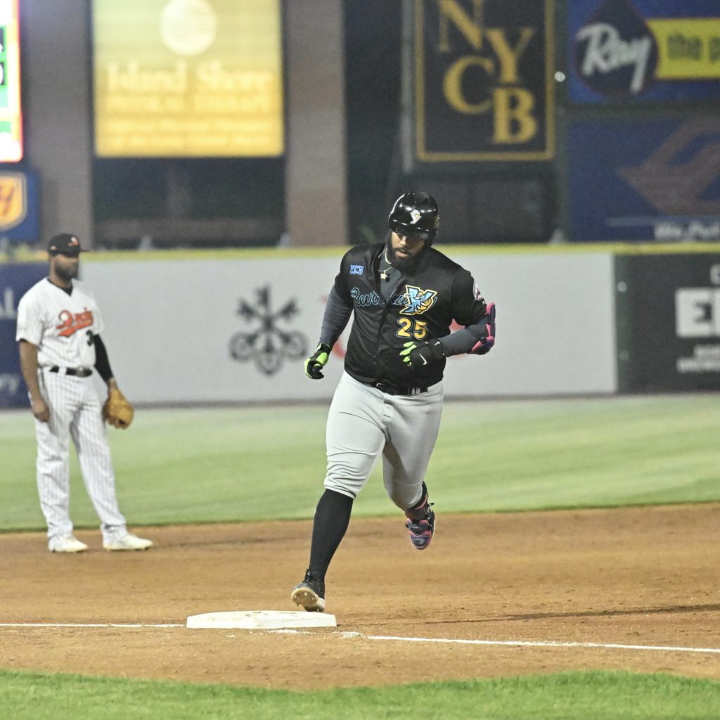 Boog Powell's leadoff homer gets Ducks going in Game 2 of Atlantic