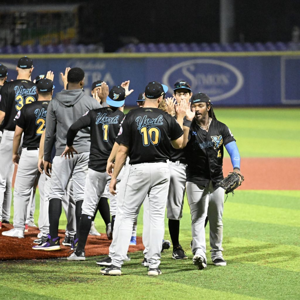 Felix tosses 2 scoreless innings in AquaSox's win