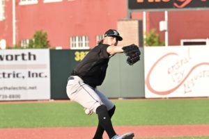 Lindow, Revs Shut Out Boxcars to Complete Sweep