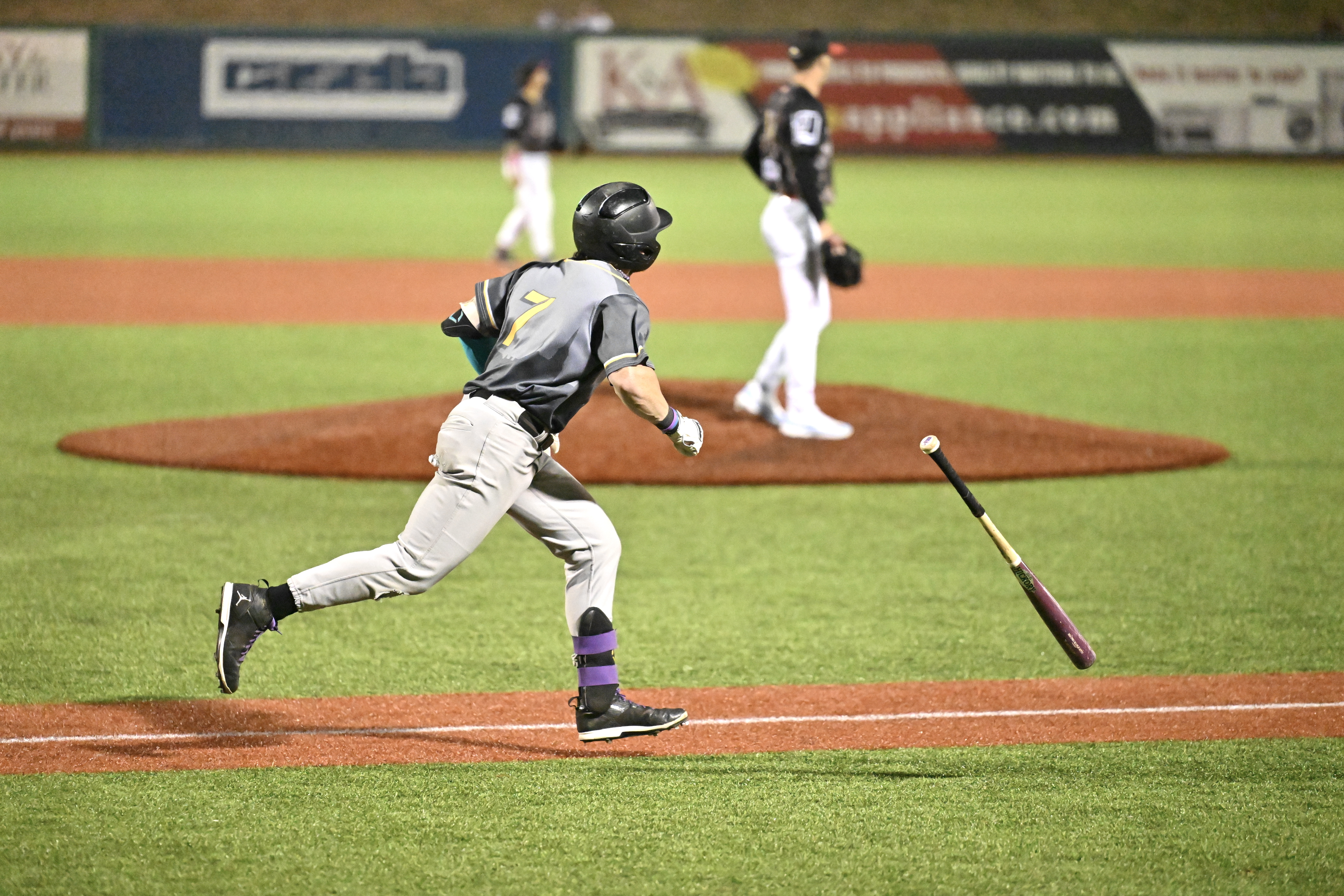 Revs Make More War of the Roses History with Thrilling Ninth Inning Victory