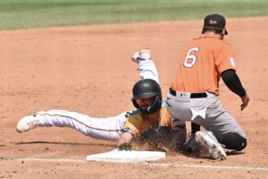 Revs Open Doubleheader with Extra Inning Walk-Off