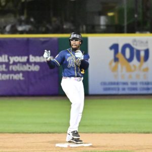 Long Jr. Takes FerryHawks to Woodshed in Doubleheader Sweep